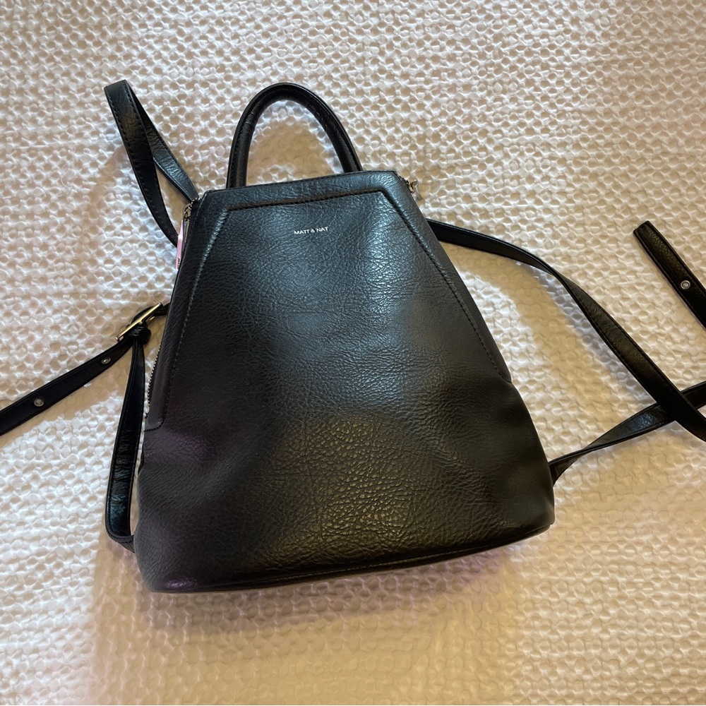 Matt&Nat Black Backpack